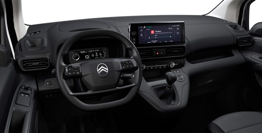 Citroen-Berlingo-Talla-M-BlueHDi-100-SS-YOU-interior-delantera-3.jpg