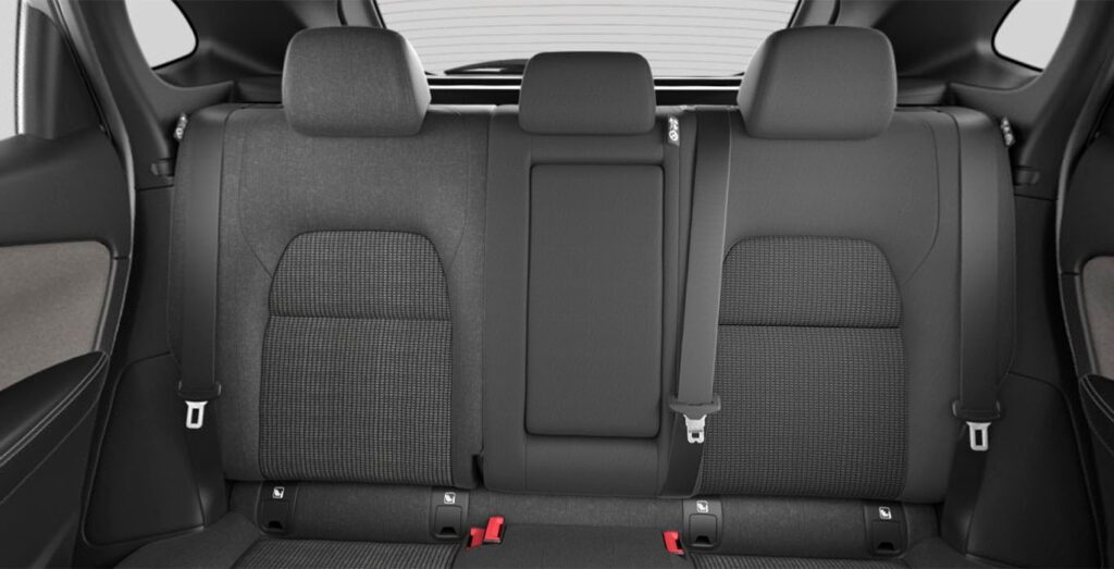NISSAN-Qashqai-Acenta-DIG-T-MHEV-4x2-interior-trasera