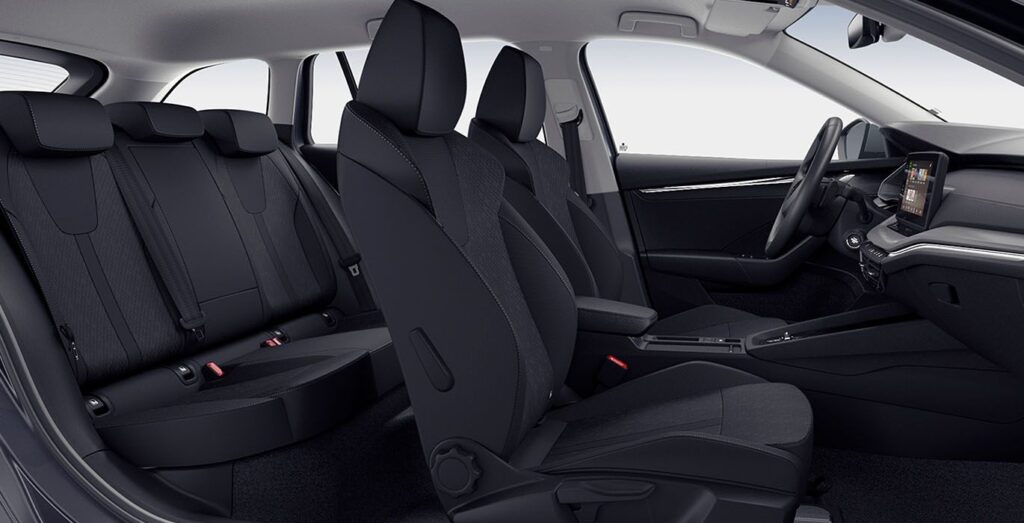 SKODA-Octavia-Combi-interior-perfil