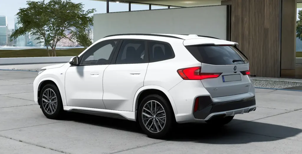 BMW-X1-sDrive18d-trasera