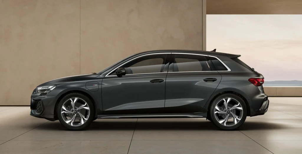 AUDI-A3-Sportback-S-Line-40-TFSI-e-150kW-S-Tron-lateral.webp
