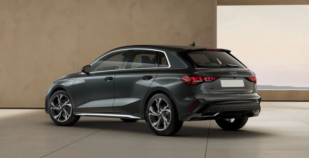 AUDI-A3-Sportback-S-Line-40-TFSI-e-150kW-S-Tron-trasera.webp