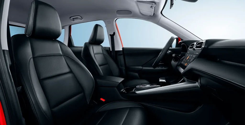 MG-ZS-HYBRID-Luxury-interior-delantera-II.webp