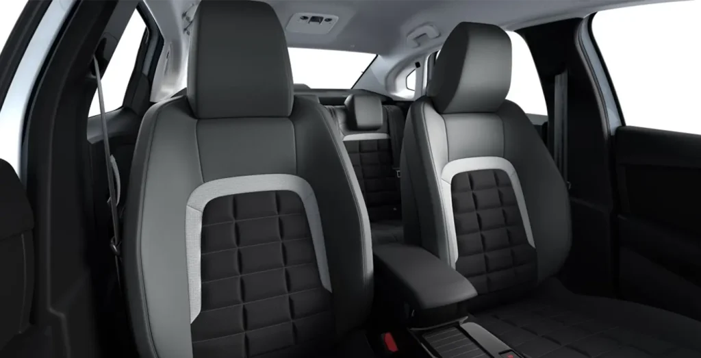 CITROEN-C4-X-Hybrid-Plus-interior-trasera
