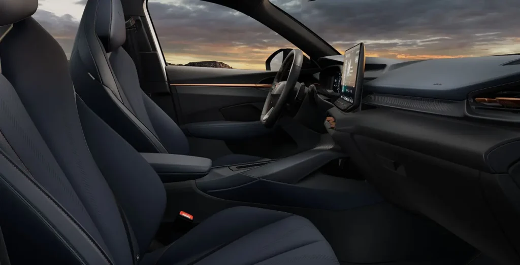 CUPRA-Terramar-1.5-eTSI-110kW-DSG-interior-delantera-II