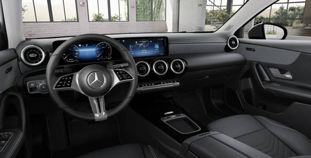 Mercedes-Benz-Clase-A-180-interior-delantera.webp