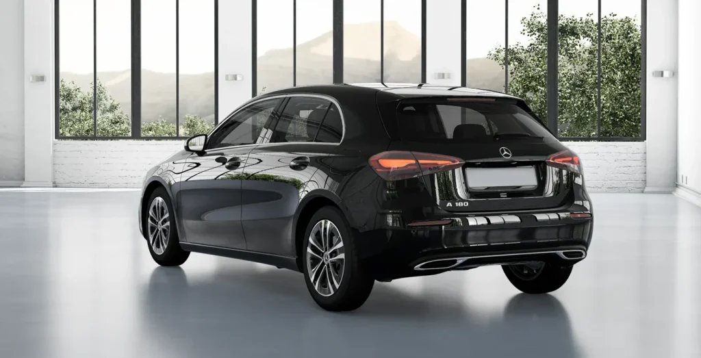 Mercedes-Benz-Clase-A-180-trasera.webp