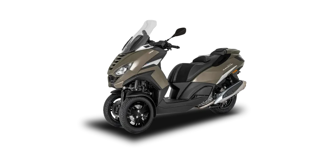 Renting PEUGEOT Metropolis 400 GT
