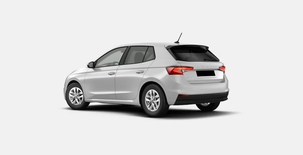 Skoda-Fabia-Selection-1.0-MPI-59kW-80CV-blanco-trasera.webp