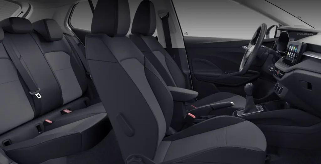 Skoda-Fabia-Selection-1.0-MPI-59kW-80CV-interior-trasera.webp