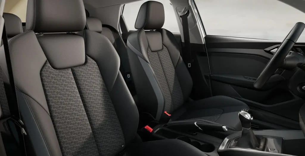 AUDI-A1-Allstreet-30-TFSI-II-interior-delantera-II.webp