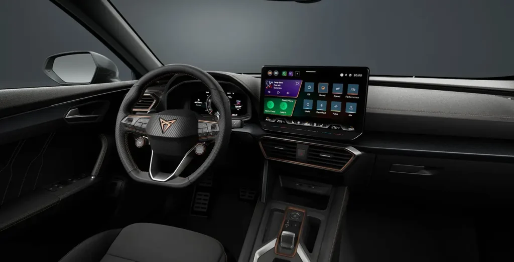 CUPRA-Formentor-1.5-eTSI-DSG-7-vel.-interior-delantera.webp