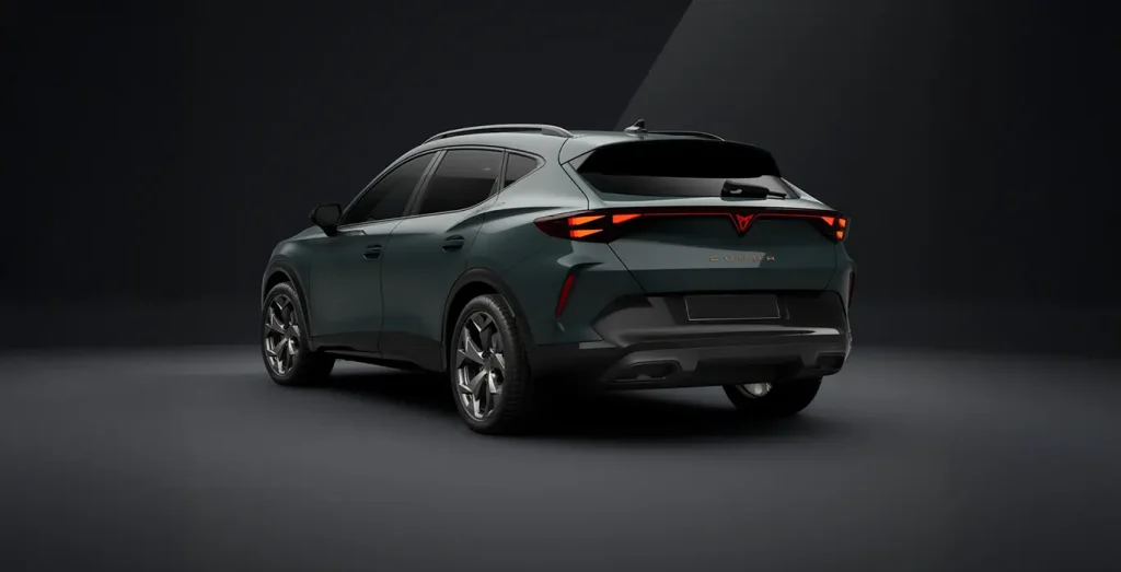 CUPRA-Formentor-1.5-eTSI-DSG-7-vel.-trasera.webp