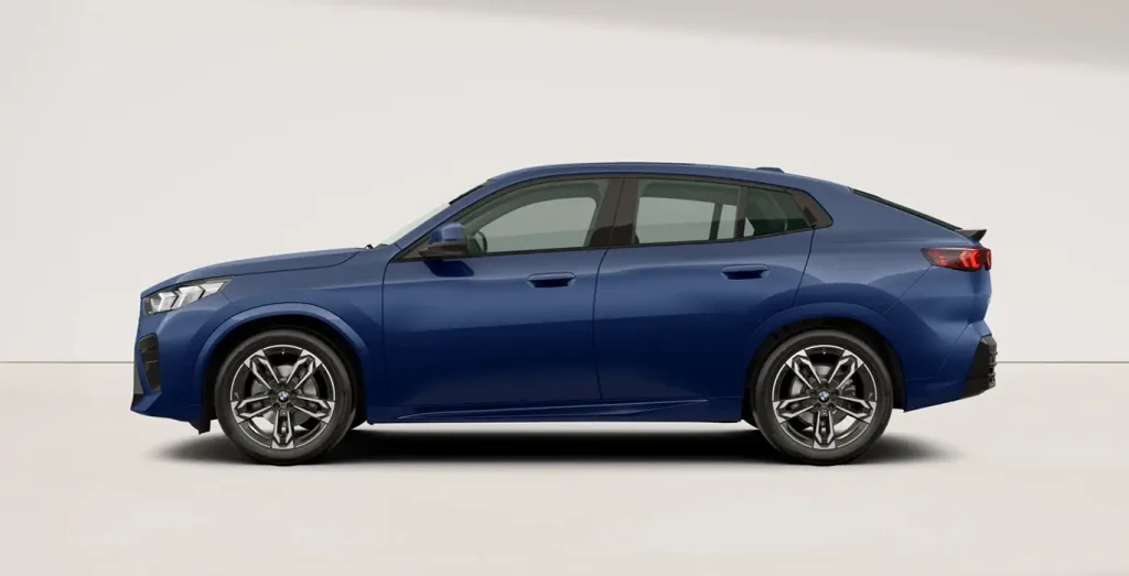 BMW-ix2-eDrive20-azul-lateral.webp