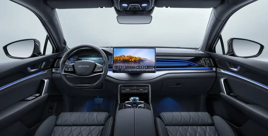 BYD-Tang-Flagship-interior-delantera.webp