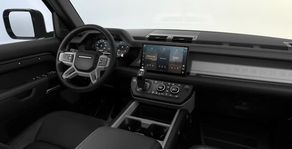 Land-Rover-Defender-3.0D-I6-250S-MHEV-interior-delantera.webp