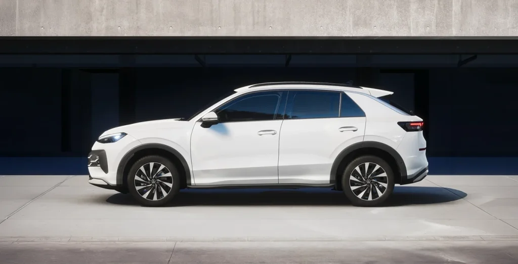 VOLKSWAGEN-T-ROC-Match-1.5-eTSI-150CV-DSG-lateral-blanco